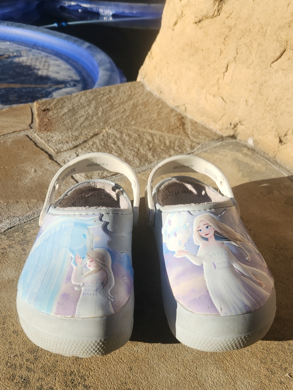 Crocs Disney Frozen ll Clog Anna & Elsa Size 2